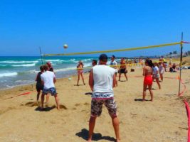 beach-volleyball--im-kreta-urlaub